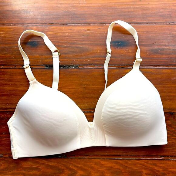 LIVELY All Day Deep V Plunge lightly lined nude bra sz 38C - Picture 1 of 6